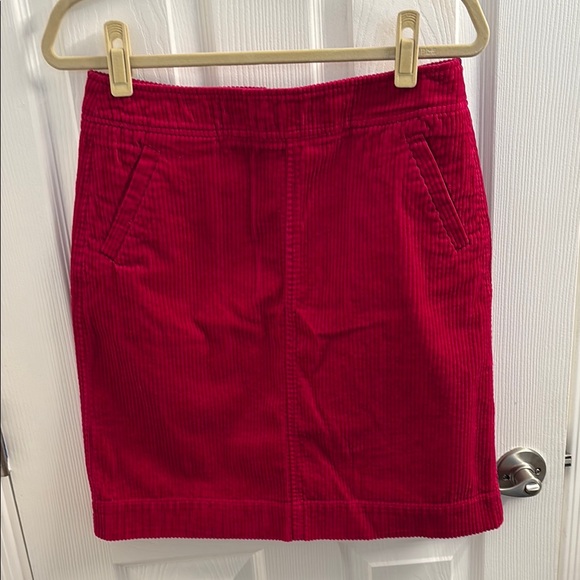 Chadwicks Dresses & Skirts - Women's CHADWICKS of BOSTON Red Corduroy Skirt- Sassy Hot! Size 6